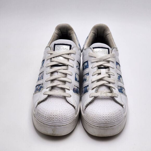 adidas gazelle silver green womens adidas Originals Women Superstar Bold White FV3334, 8.5